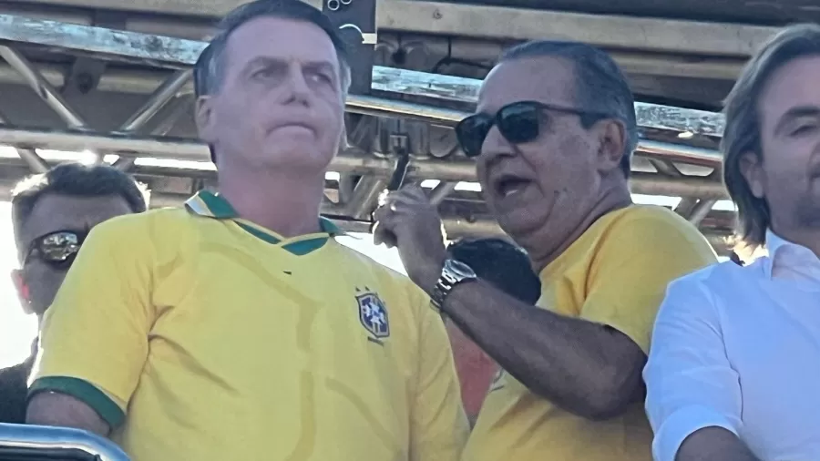 7mai2025   o ex presidente jair bolsonaro pl e o pastor silas malafaia em protesto em brasilia pela anistia 1746644901775 v2 900x506.jpg