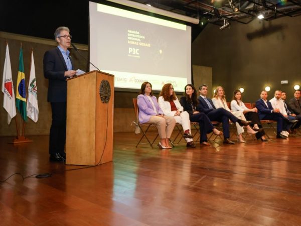 governo de minas oficializa posse da diretoria da artemig e consolida marco regulatorio para transportes no estado zema 768x576