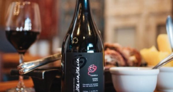 Isabela Syrah 2023 Maria Maria Divulgacao 1000x530