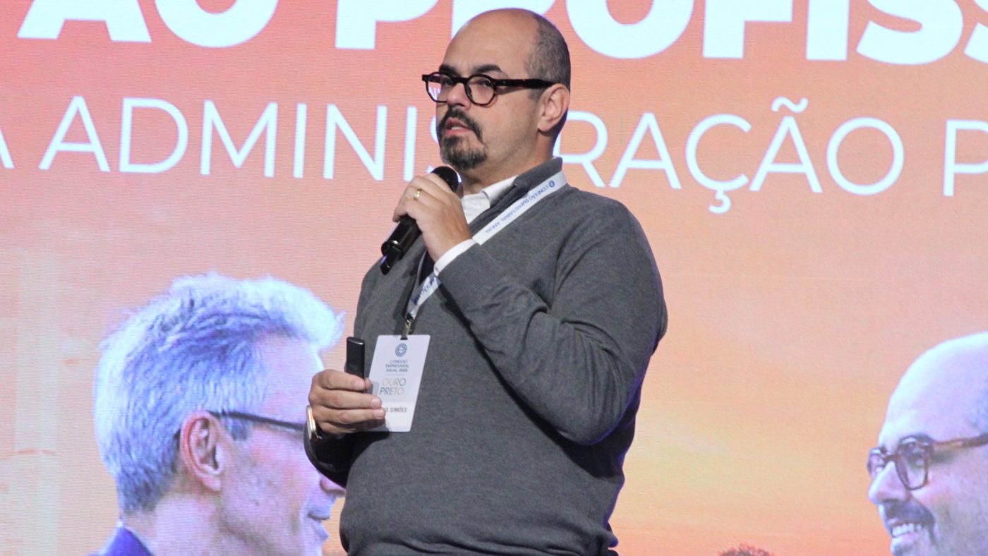 Mateus Simões