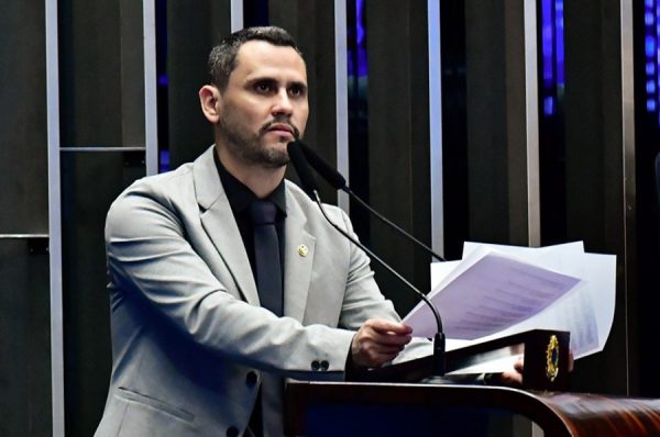 senador cleitinho ataca pt por voto em aumento da conta de luz quot hipocrisia quot