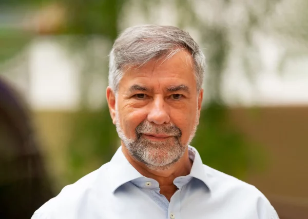 01.pauloartaxo abre novo