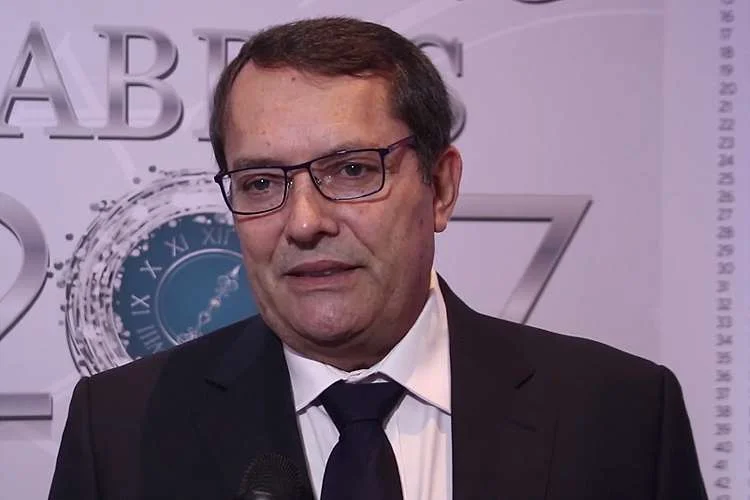 20200109095035785367e