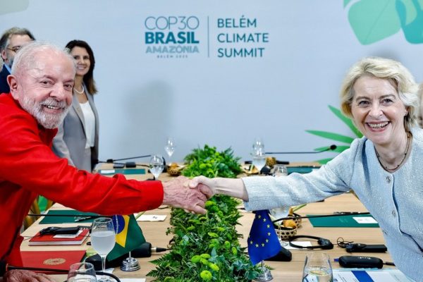 (Ursula von der Leyen com Lula. Foto: Ricardo Stuckert / PR)