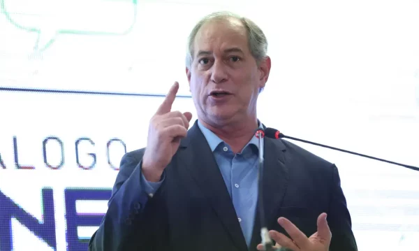 Ciro Gomes (foto: José Cruz/Agência Brasil)