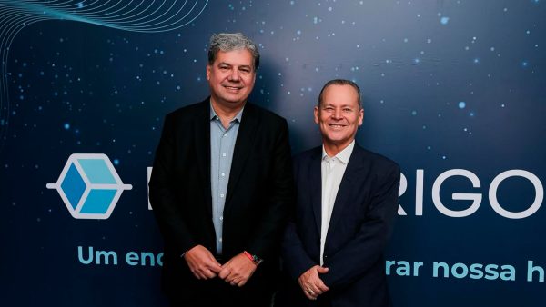 O presidente do Grupo BMG, Eduardo Dominicale, e o diretor da Brasfrigo, José Humberto