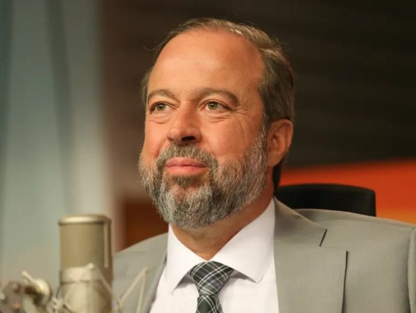 Alexandre Silveira (foto: Fábio Pozzebom/ Agência Brasil)