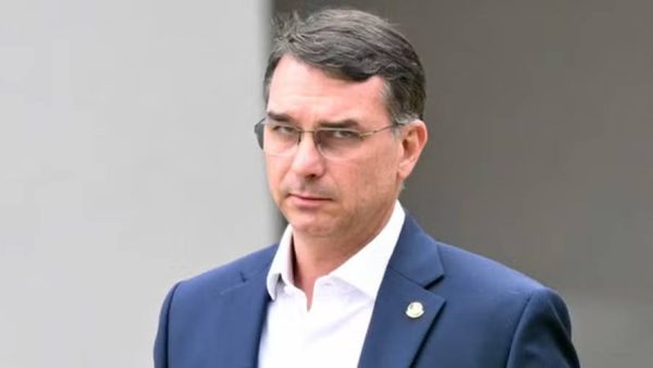 Flavio Bolsonaro (foto: Evaristo Sá/AFP)