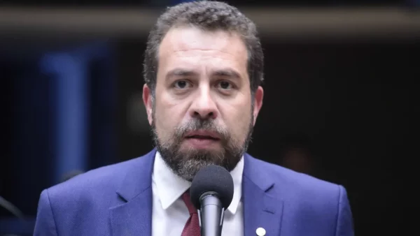 Guilherme Boulos (foto: Bruno Spada/Câmara dos Deputados)