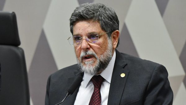 Caputo Bastos (foto: Agência Senado)