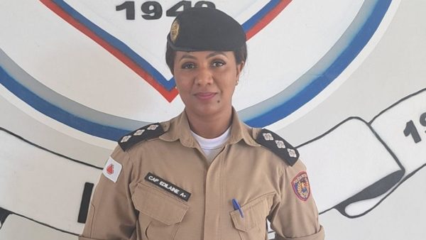 capitã Edilaine Carvalho (foto: Agência Minas/Divulgação)