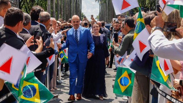 Mateus Simões e Christiana Renault