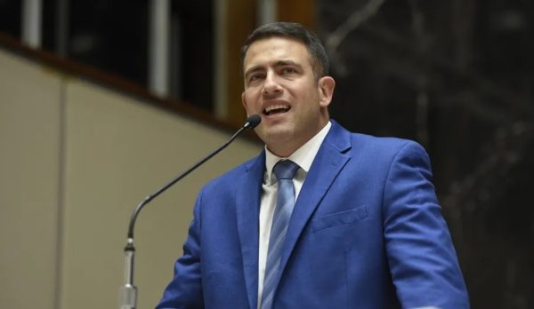 Cristiano Caporezzo (foto: Guilherme Dardanhan/ALMG),