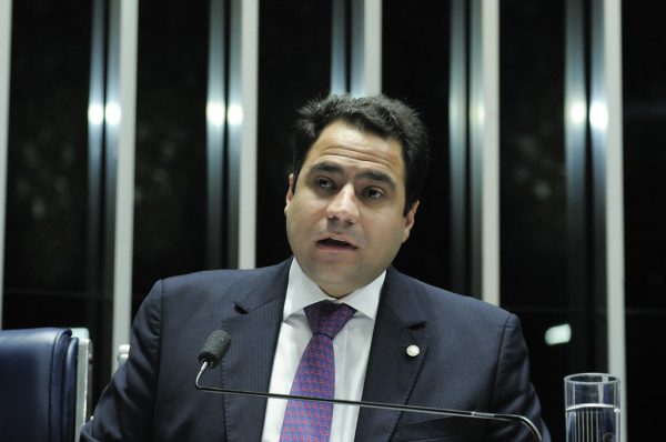 Beto Simonetti (foto Geraldo Magela/Agência Senado),