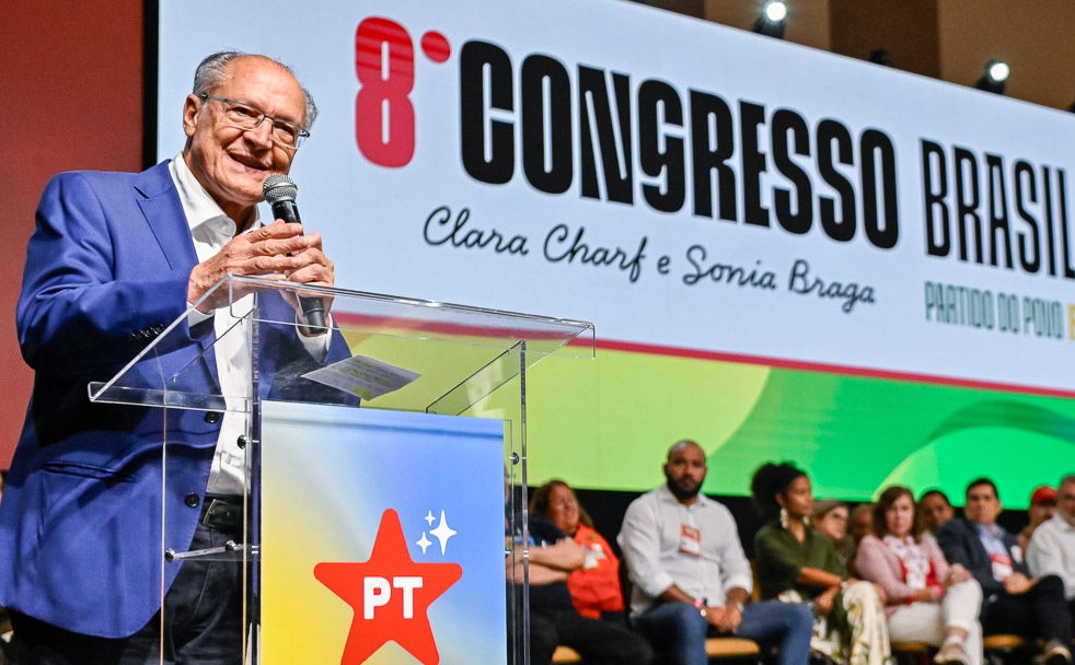 lideranças da legenda de todas as partes do país, em Brasília, o vice-presidente Geraldo Alckmin (foto divulgação/PT)