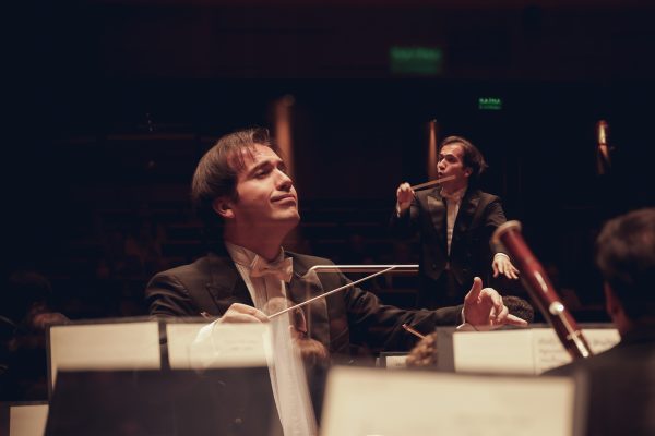 maestro José Soares Regente Associado da Filarmônica de Minas Gerais fotos luciano viana