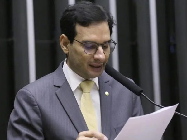 Leo Prates (foto: Kayo Magalhães/Câmara dos Deputados)