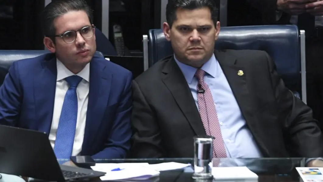 Hugo Motta e Davi Alcolumbre (foto: Jonas Pereira/Agência Senado)