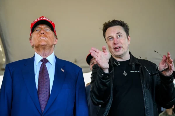 Trump e Elon Musk. (Foto Brandon Bell/Getty Images-CNN Newsourse)