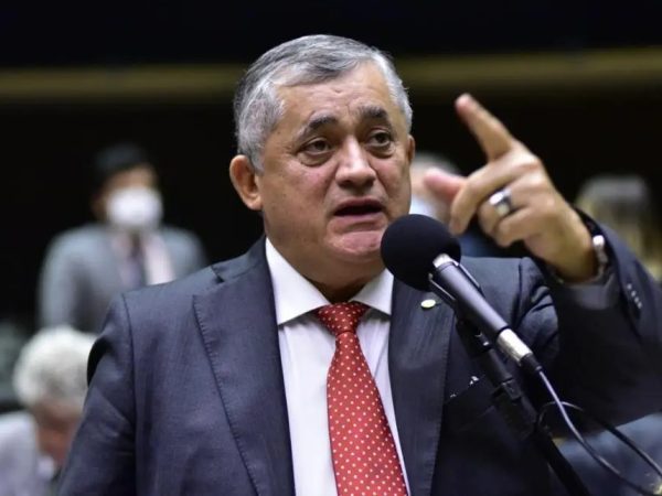 José Guimarães (foto: Zeca Ribeiro/Câmara dos Deputados)