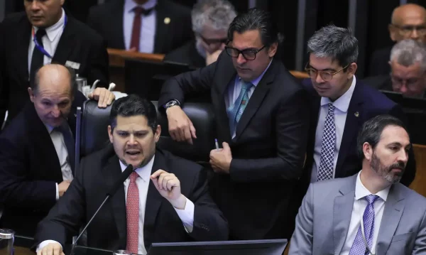 Davi Alcolumbre ( foto Lula Marques)