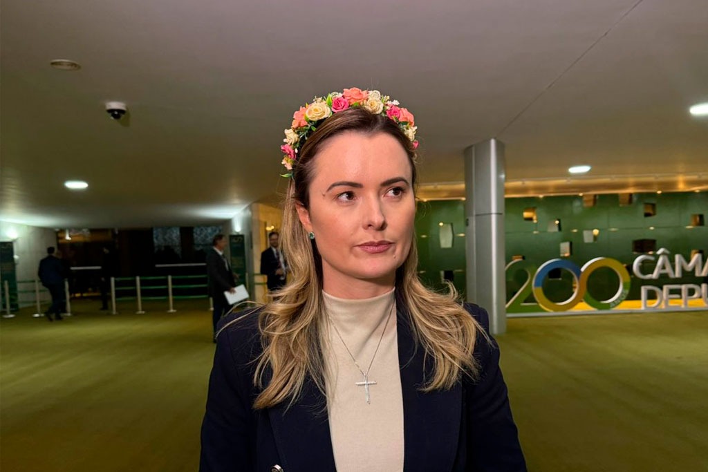Julia Zanata (foto: Agência Câmara de Notícias)