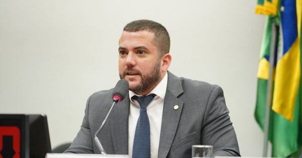 Carlos Jordy (foto: Câmara dos Deputados/Reprodução)