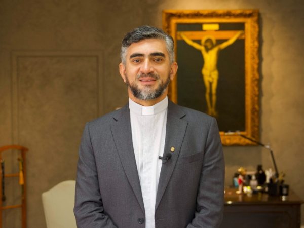 Padre Pedroso (foto: Vatican News/Reprodução)