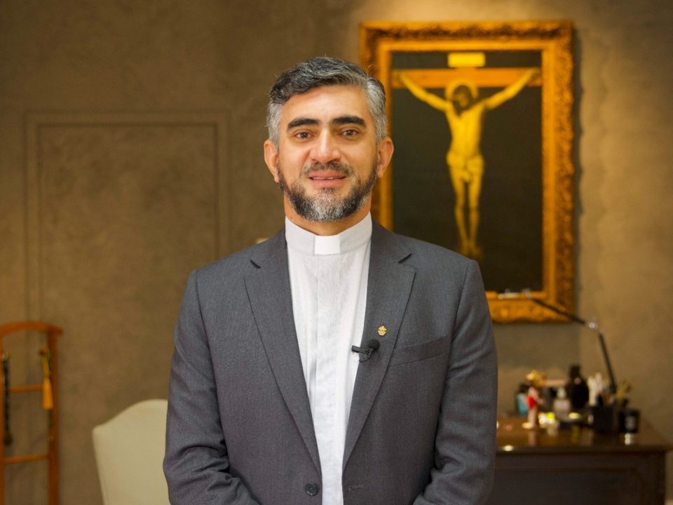 Padre Pedroso (foto: Vatican News/Reprodução)