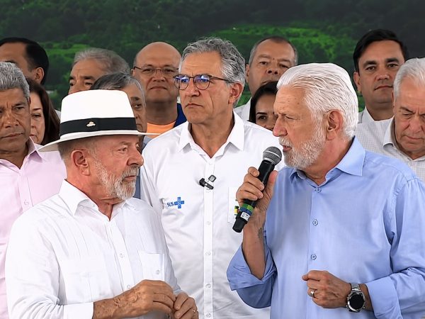 Lula e Jaques Wagner (foto: Reprodução/CanalGov)