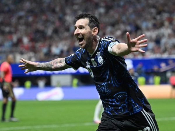 Lionel Messi (foto: Shaun Botterill/AFP)