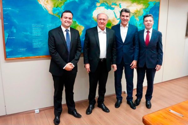 Alckmin, Otacilinho e Jarbas (foto: Acervo pessoal )