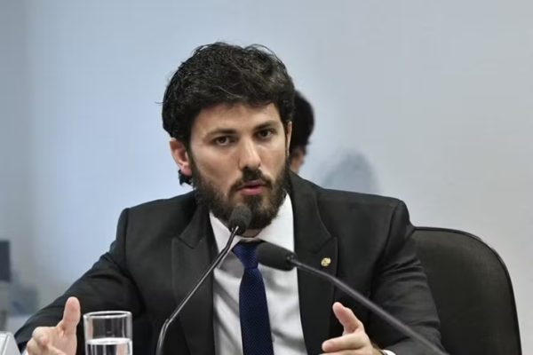 Aro (foto:Geraldo Magela/Agência Senado)