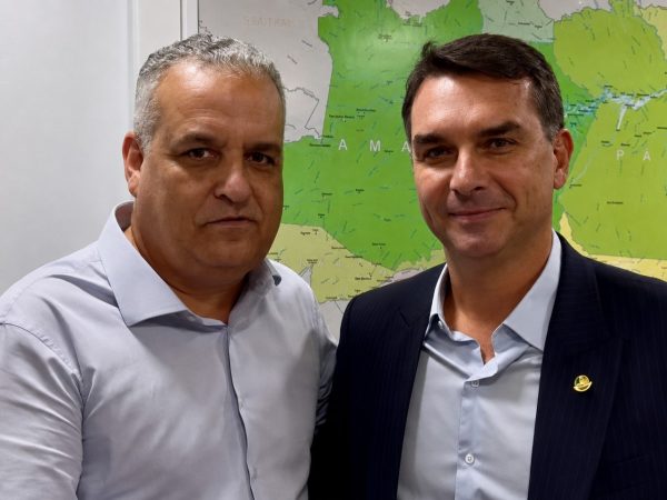 Alfredo Gaspar e Flávio (Foto: Reprodução/Instagram)