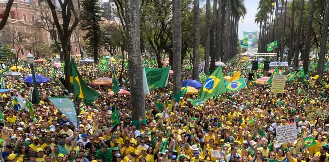 manifestação (foto reprodução internet)