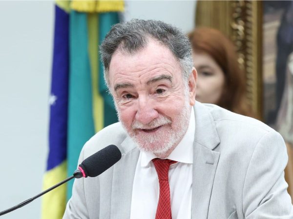 Patrus Ananias (foto: Kayo Magalhães/ Câmara dos Deputados)