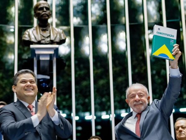 Lula e Alcolumbre (Foto: Ricardo Stuckert)
